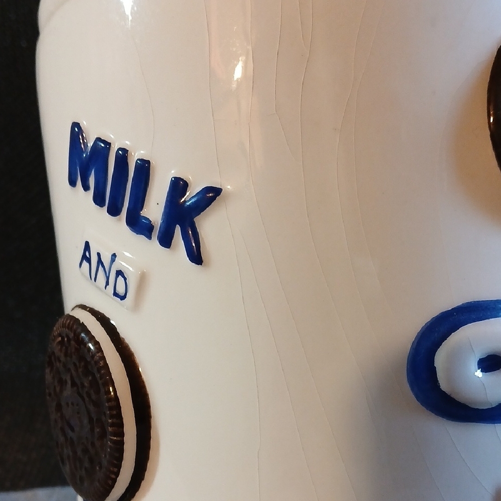 Vintage Oreo and Milk Mug and Cookie Jar Set - Picture 5 of 8